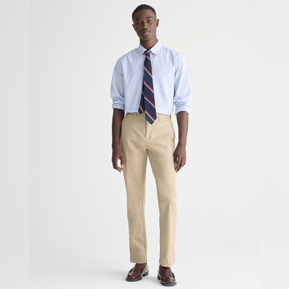 J.Crew - 770™ Straight-fit stretch chino pant - Picture 1 of 10
